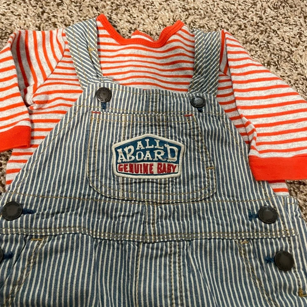 OshKosh B'gosh Blue & White Striped Overalls and 2 Shirts 1 plaid lg sleeves 9 M